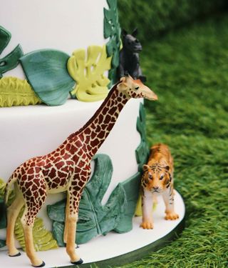 60Th Anniversary Cake May 20239 Scaled E1685622229488