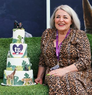 60Th Anniversary Cake May 20231 Scaled E1685622116550 1485X1536